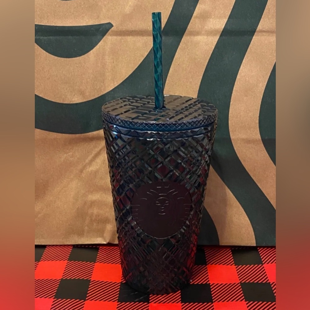 🎄NEW✨Starbucks 2021 Holiday Evergreen Diamond Emerald Cut Jewel Bling Tumbler